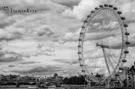 London eye blanco y negro